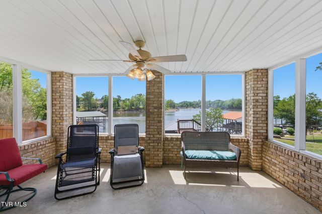 410 Lakeview Street, Bluff City, TN 37618