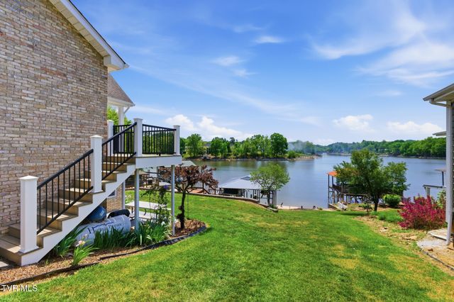 410 Lakeview Street, Bluff City, TN 37618