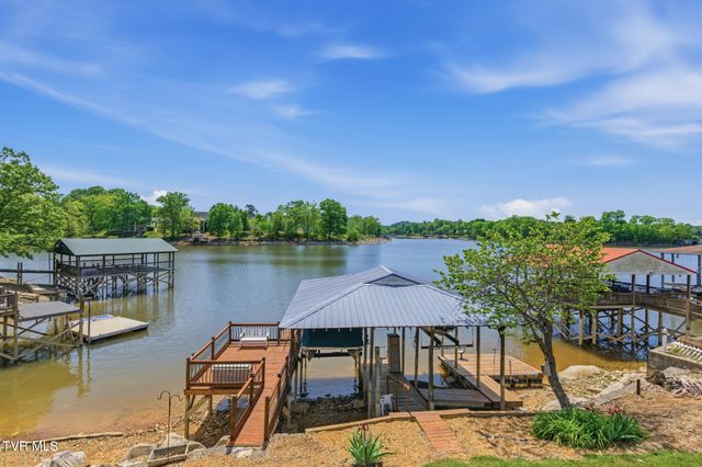 410 Lakeview Street, Bluff City, TN 37618