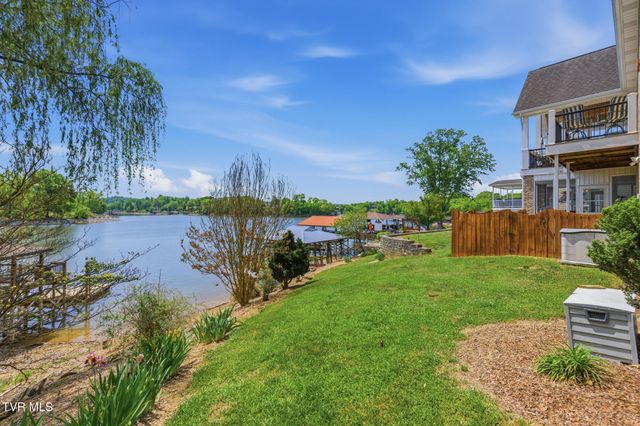 410 Lakeview Street, Bluff City, TN 37618