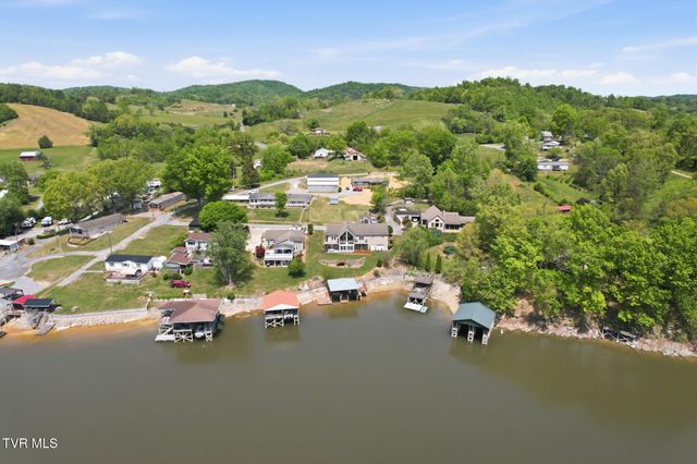 410 Lakeview Street, Bluff City, TN 37618
