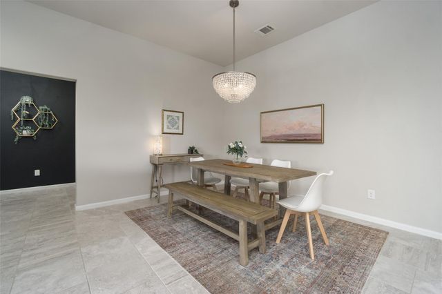 513 Sugar Trail Drive, League City, TX 77573