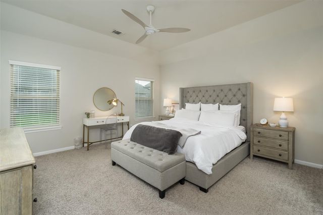 513 Sugar Trail Drive, League City, TX 77573