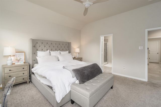 513 Sugar Trail Drive, League City, TX 77573