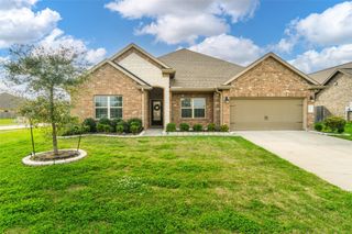 513 Sugar Trail Drive, League City, TX 77573