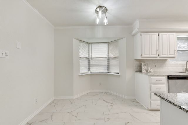 913 Vince Lane, Desoto, TX 75115