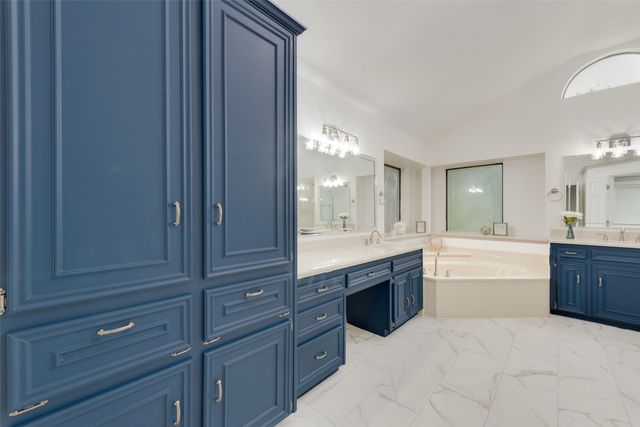 913 Vince Lane, Desoto, TX 75115