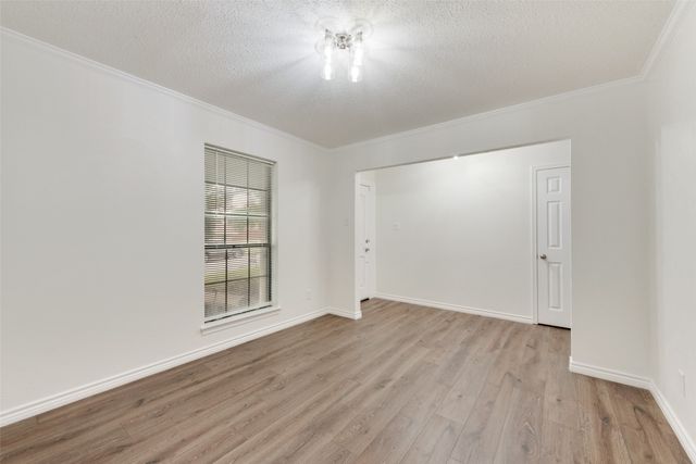 913 Vince Lane, Desoto, TX 75115
