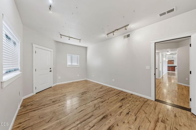 1630 Summer Place, Talent, OR 97540