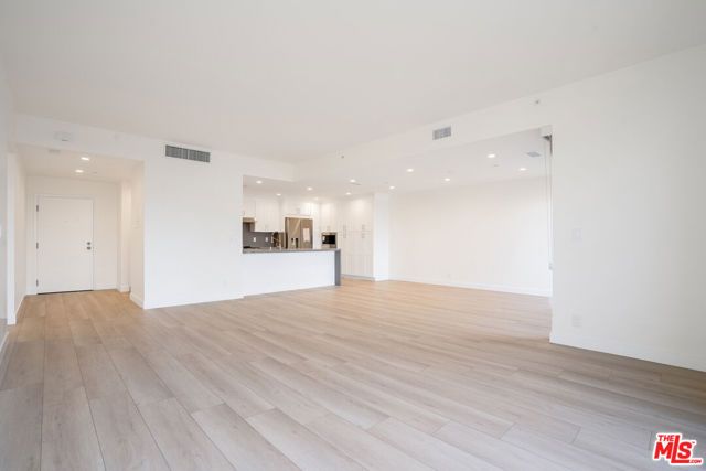600 W 9th Street 1509, Los Angeles, CA 90015