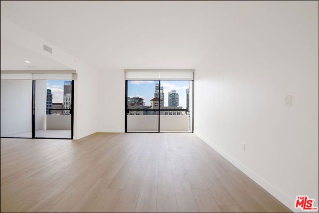 600 W 9th Street 1509, Los Angeles, CA 90015