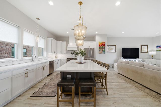 2813 Hicks Street, Houston, TX 77007