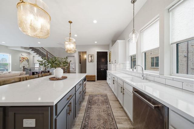 2813 Hicks Street, Houston, TX 77007