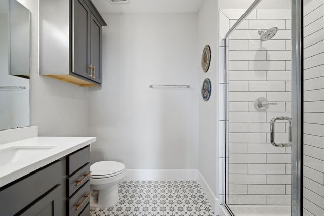 2813 Hicks Street, Houston, TX 77007