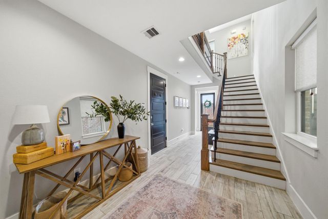 2813 Hicks Street, Houston, TX 77007