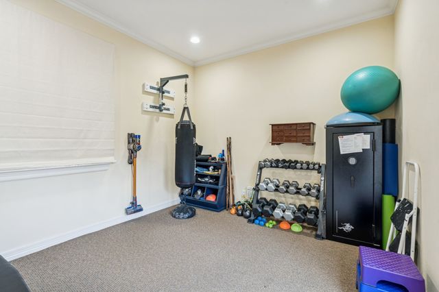 8212 Midway Road, Dallas, TX 75209