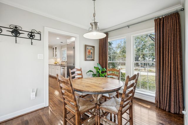 8212 Midway Road, Dallas, TX 75209