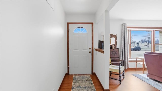 630 Lincoln Avenue, Prairie Du Sac, WI 53578