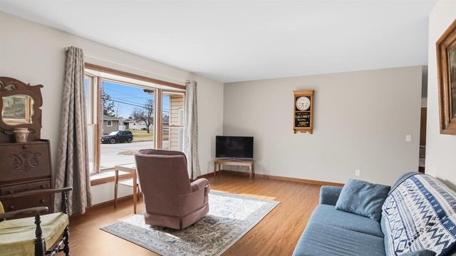 630 Lincoln Avenue, Prairie Du Sac, WI 53578