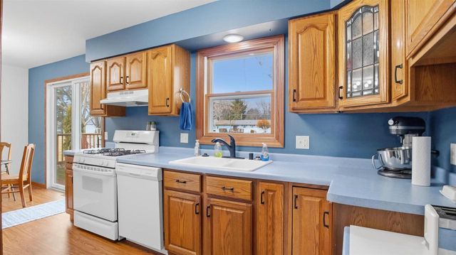 630 Lincoln Avenue, Prairie Du Sac, WI 53578