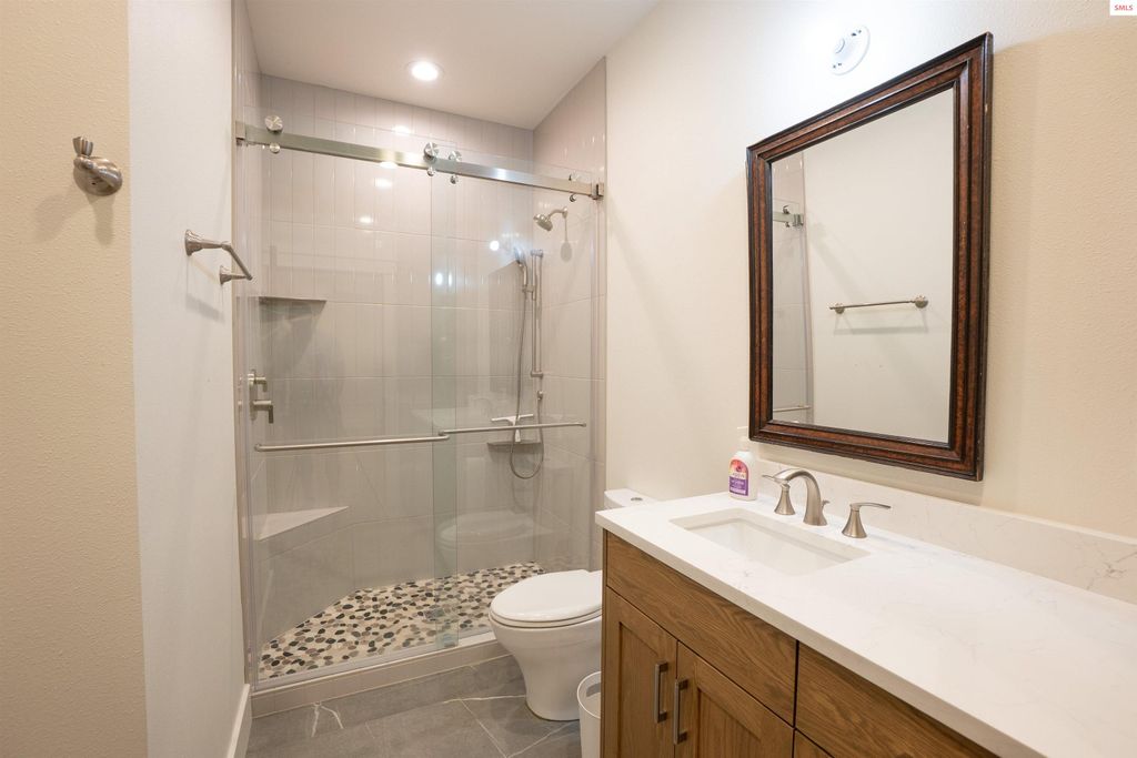 893 Pinnacle Circle, Bonners Ferry, ID 83805 photo 33
