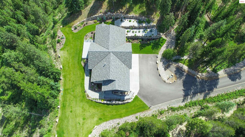 893 Pinnacle Circle, Bonners Ferry, ID 83805 photo 40