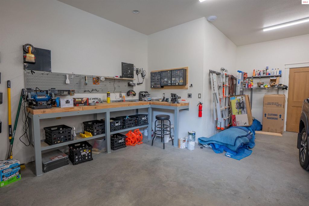 893 Pinnacle Circle, Bonners Ferry, ID 83805 photo 54