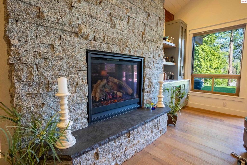 893 Pinnacle Circle, Bonners Ferry, ID 83805 photo 6