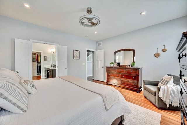 9980 Meadow Glen Drive, Independence, KY 41051