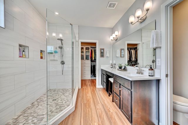 9980 Meadow Glen Drive, Independence, KY 41051