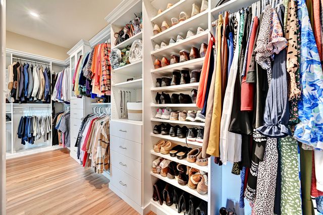 9980 Meadow Glen Drive, Independence, KY 41051