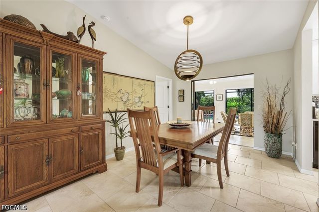 2133 SW 40th TER, Cape Coral, FL 33914