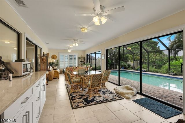 2133 SW 40th TER, Cape Coral, FL 33914
