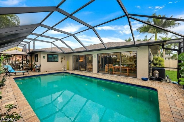 2133 SW 40th TER, Cape Coral, FL 33914