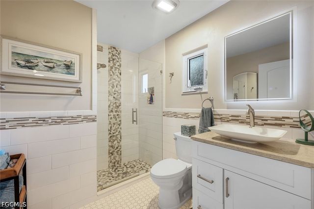 2133 SW 40th TER, Cape Coral, FL 33914