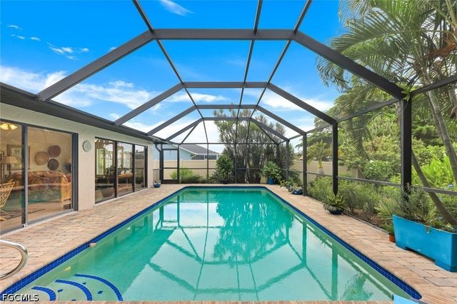 2133 SW 40th TER, Cape Coral, FL 33914