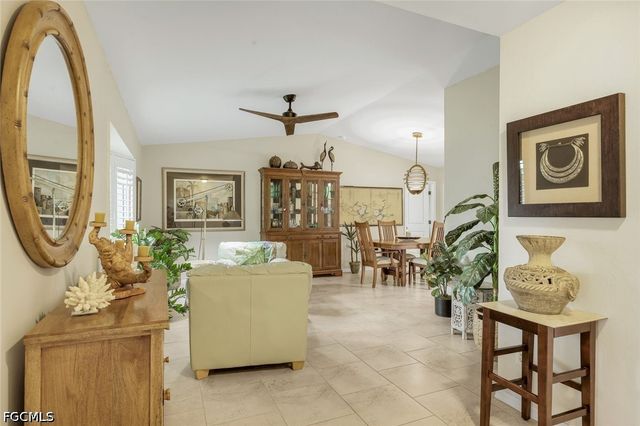 2133 SW 40th TER, Cape Coral, FL 33914