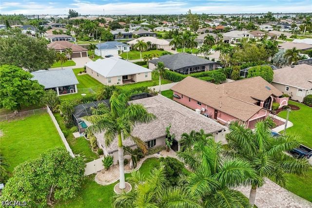 2133 SW 40th TER, Cape Coral, FL 33914