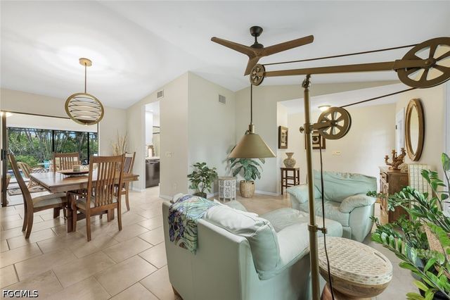 2133 SW 40th TER, Cape Coral, FL 33914
