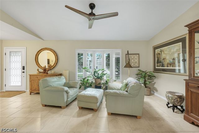 2133 SW 40th TER, Cape Coral, FL 33914