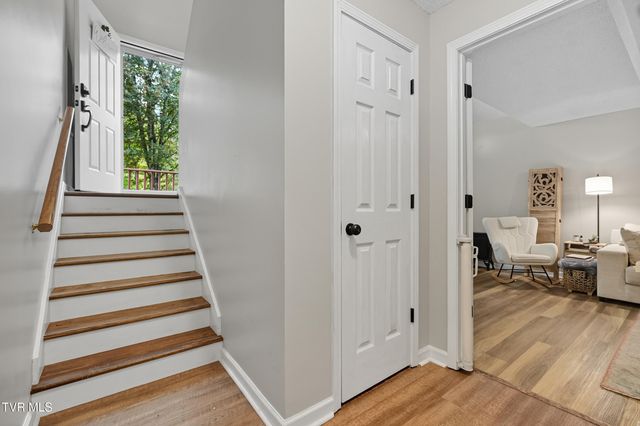 390 Wallace Pike, Bristol, VA 24202