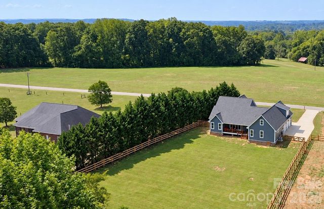 395 New Salem Road, Statesville, NC 28625