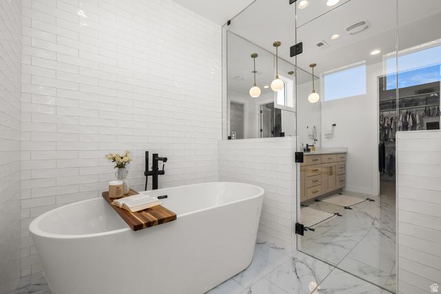 194 W MEADOW LARK LN, Elk Ridge, UT 84651