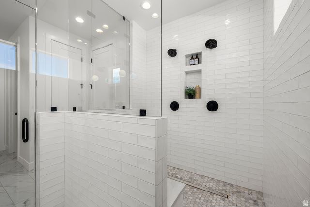 194 W MEADOW LARK LN, Elk Ridge, UT 84651