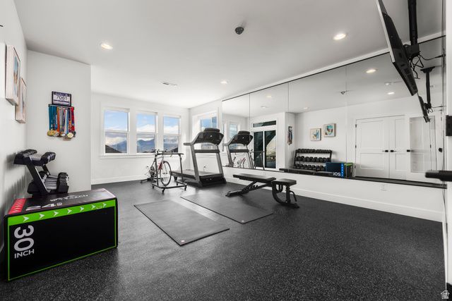 194 W MEADOW LARK LN, Elk Ridge, UT 84651