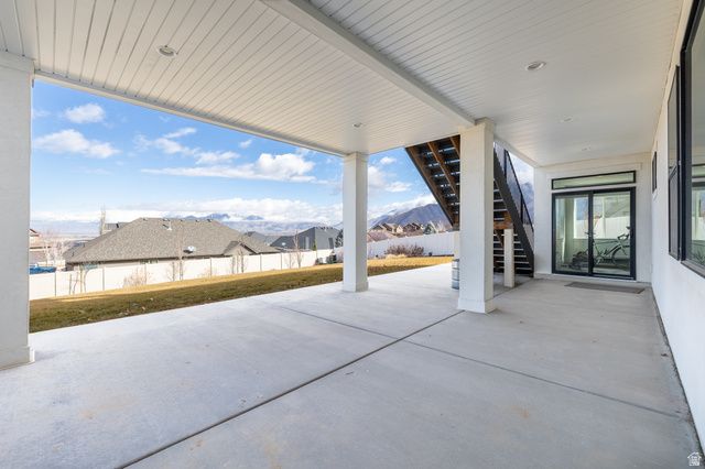 194 W MEADOW LARK LN, Elk Ridge, UT 84651