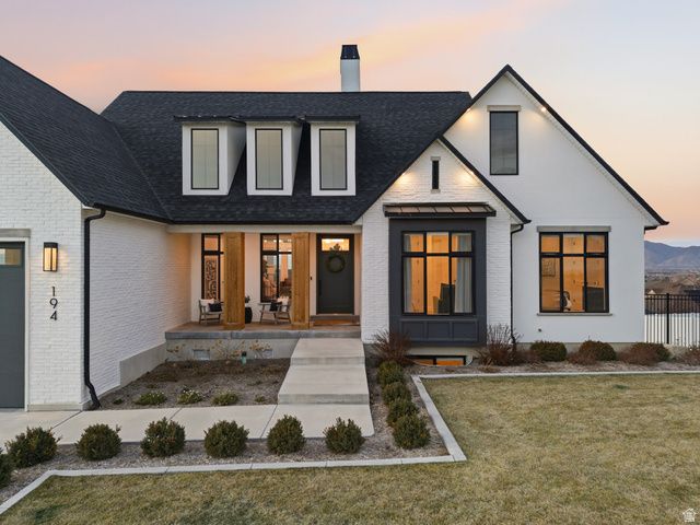 194 W MEADOW LARK LN, Elk Ridge, UT 84651