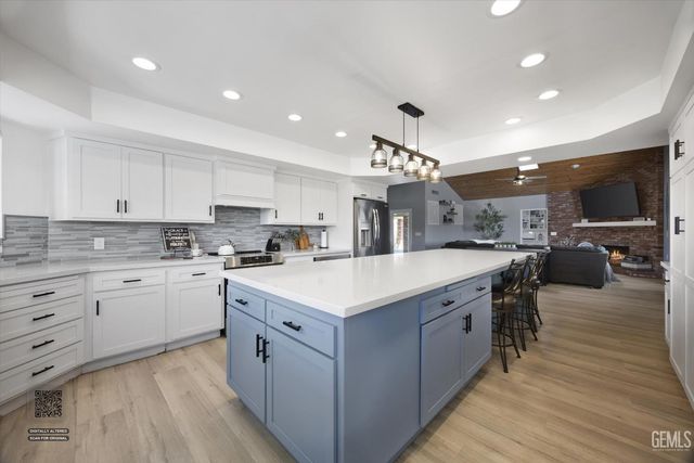 24930 Sullivan Road, Bakersfield, CA 93314