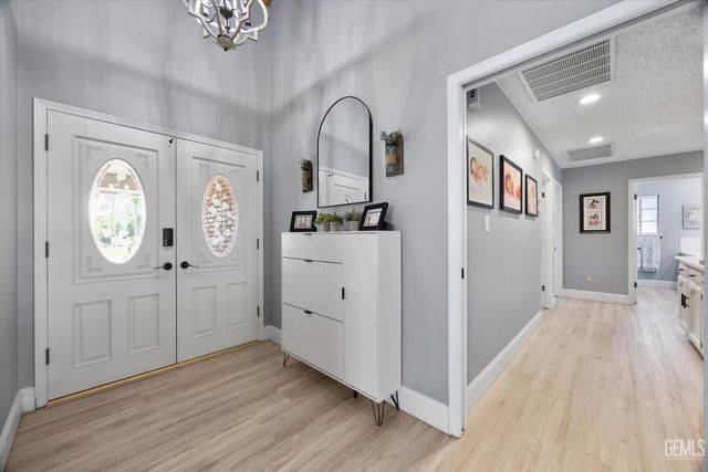 24930 Sullivan Road, Bakersfield, CA 93314