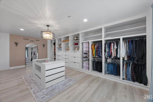 24930 Sullivan Road, Bakersfield, CA 93314